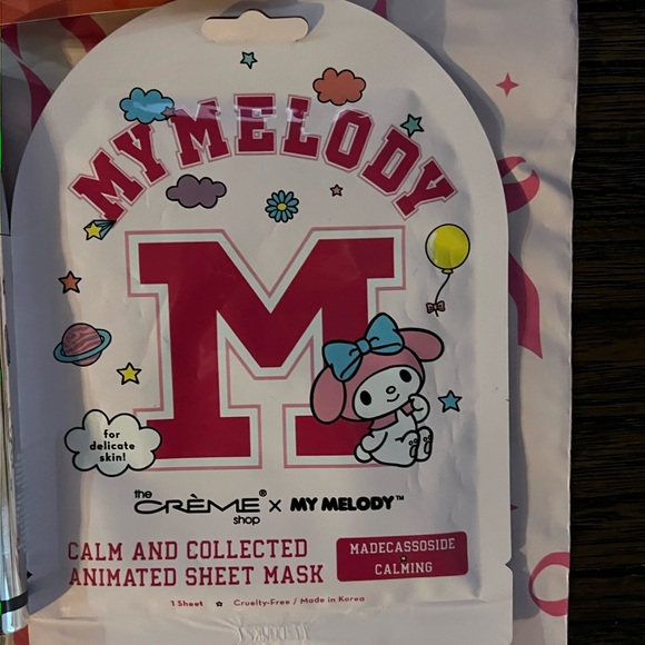 UBC Eyeshadow Palette with My Melody Sheet Mask - Picture 2 of 9